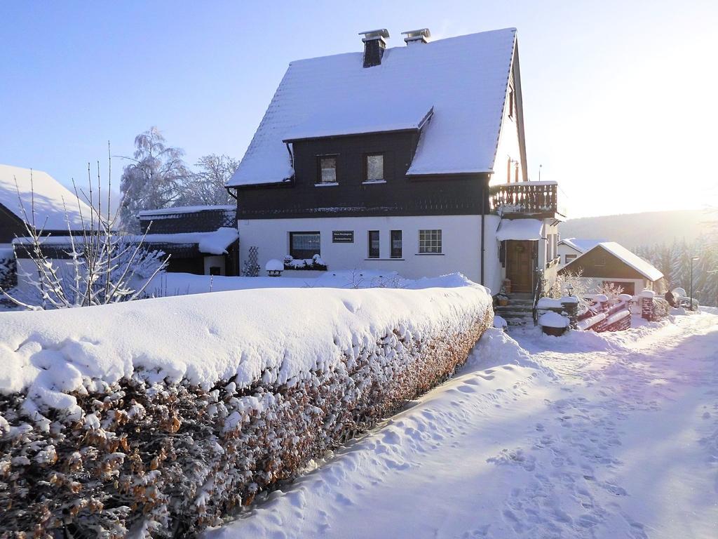 Apartment In Langewiese Sauerland With Garden Winterberg Exterior photo